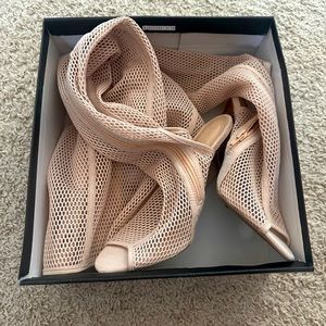 Cream over the knew fashion nova open toe